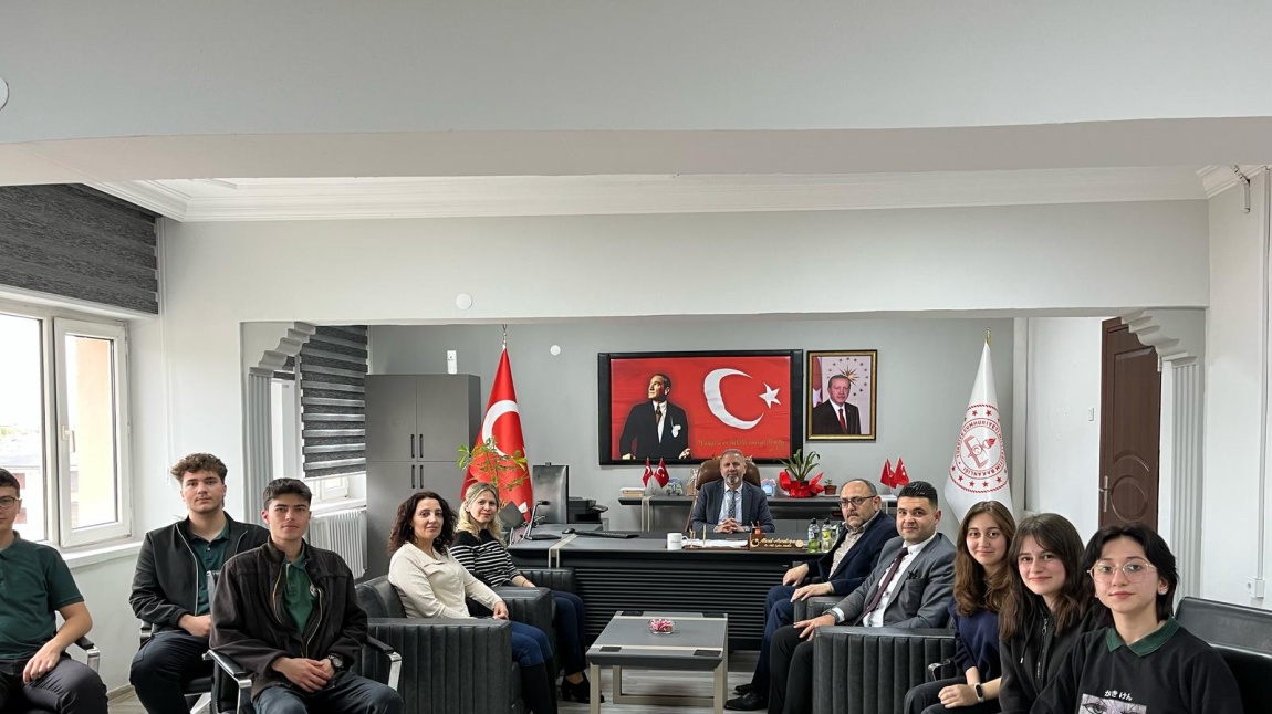 ERASMUS+ OKUL EĞİTİMİ AKREDİTASYONU PROJESİ DÖNÜŞÜ İLÇE MİLLİ EĞİTİM MÜDÜRLÜĞÜ ZİYARETİ